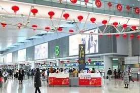 上海机场单日客流量首破40万人次再创新高！这份便捷离场交通服务指南请收好图片