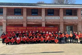 韶关华南教育历史研学基地（坪石）：送万福进万家，助力“百千万工程”图片