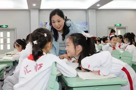 徐汇区“特级教师开课啦” 高永娟以所学为师点燃教育薪火图片