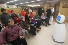 畅想其实并不遥远，养老机器人向我们走来图片