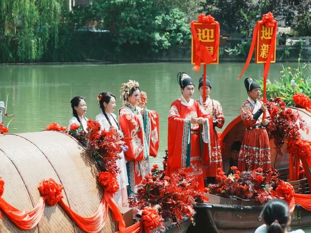 这个假期，朋友圈素材稳了！
