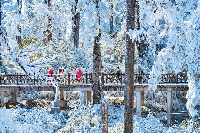 燃动蜀山雪 嗨翻川味冬