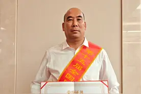南沙“拦车英雄”黄福林：奖状要当传家之宝图片