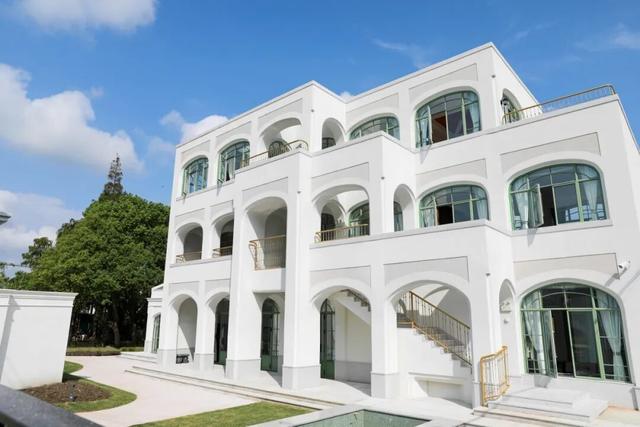 吃喝玩乐一条龙，就在金山这里→