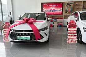 实探“五一”车市：21场地方车展扎堆举行，多款车型趁机“大放价”图片