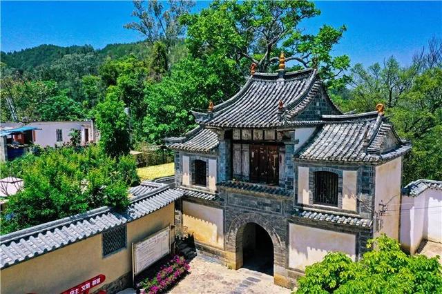 旅居红河 村长有请 | 来红河体验“檐下听岁月·湖上枕光阴”之旅