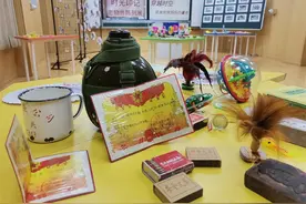 回到父母的童年时光，黄陂一小学办起老物件陈列展图片