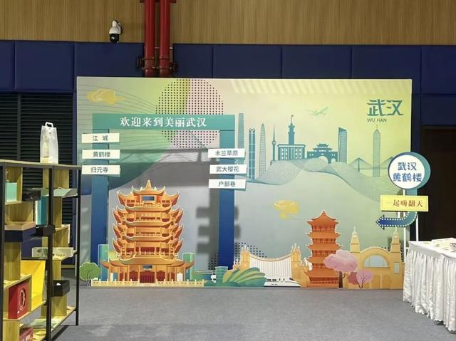 非遗“潮”起来！中国手艺网携文创精品亮相湖北文旅盛会