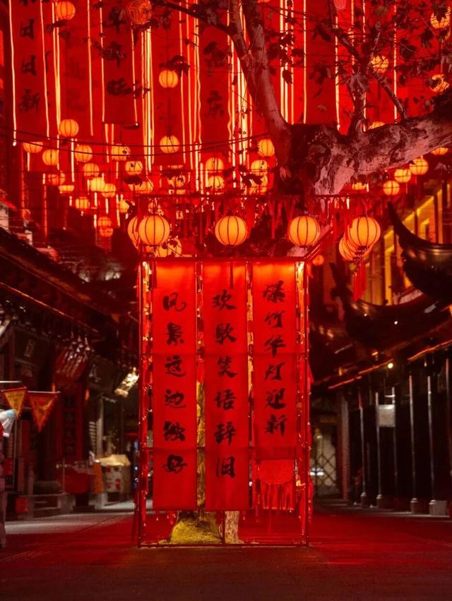 “全上海最有年味的地方”，今晚亮灯啦！