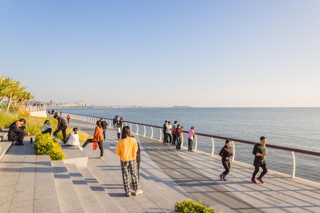 出发！一键解锁秋冬滨海湾公园宝藏游玩路线