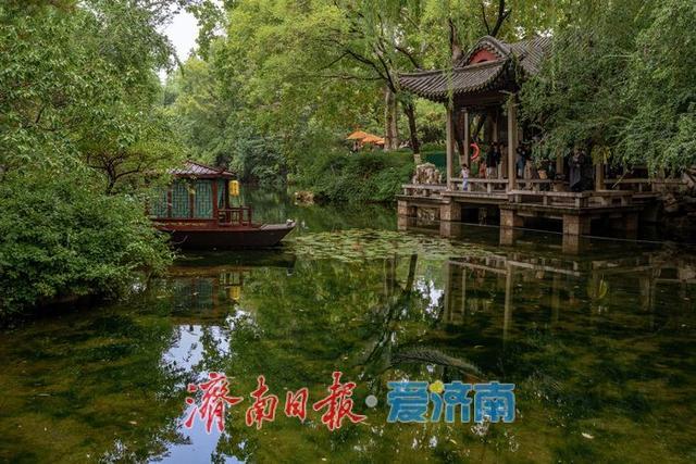 一年四季 泉在济南丨降雨助力！济南趵突泉水位达 29.58 米，国庆引客纷至沓来