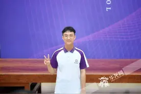 2024年重庆第一封高考录取通知书送达！签收人是他！图片