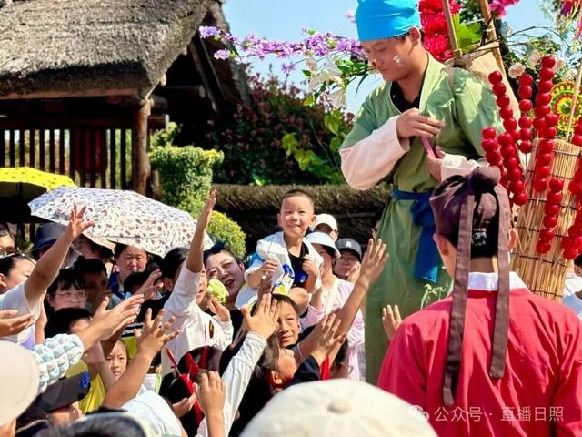 日照天台山旅游区人气爆棚！
