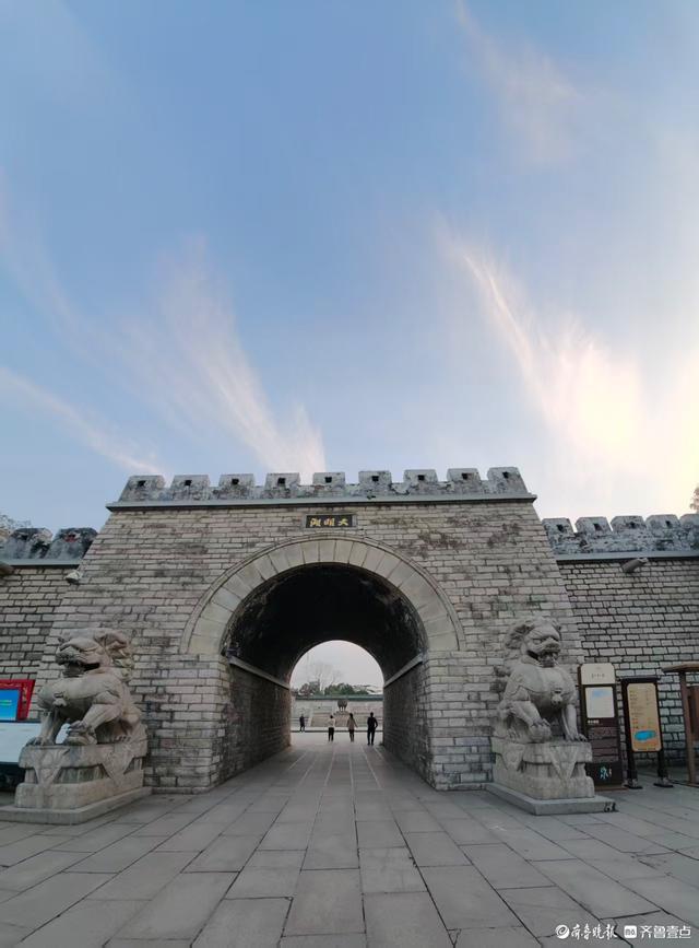 初冬时节，明湖美景