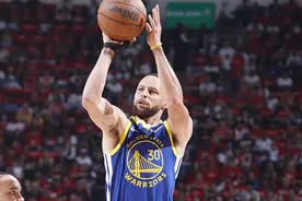 库里：好事是我们在客场拿到了胜利 下一场一定会做出调整图片