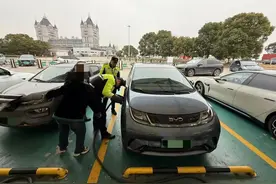 安全起见：不要硬拔！图片