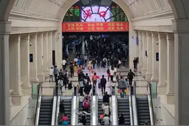 国庆节期间紧急加开，武汉铁路最新提醒图片