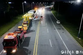 重达351吨！“山东造”巨无霸变压器在济南启运图片