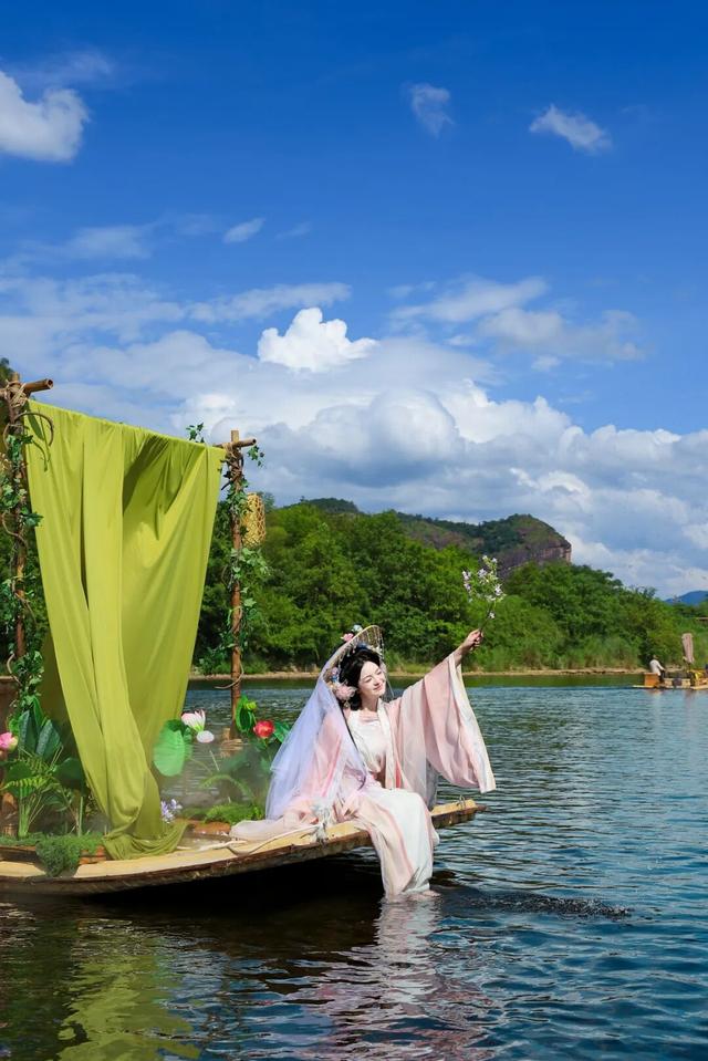 球迷免票！双超联动！龙虎山承包你的旅拍大片！