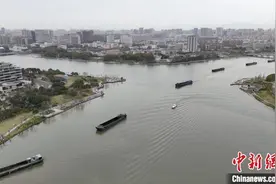 重塑内河航运经济优势 千年“黄金水道”杭甬运河复航忙图片