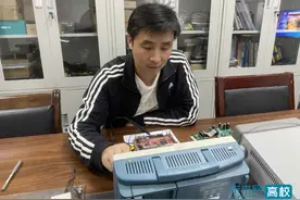 西安电子科技大学张伟涛：偏爱“刺儿头”学生 在“抬杠”中激发学习兴趣图片