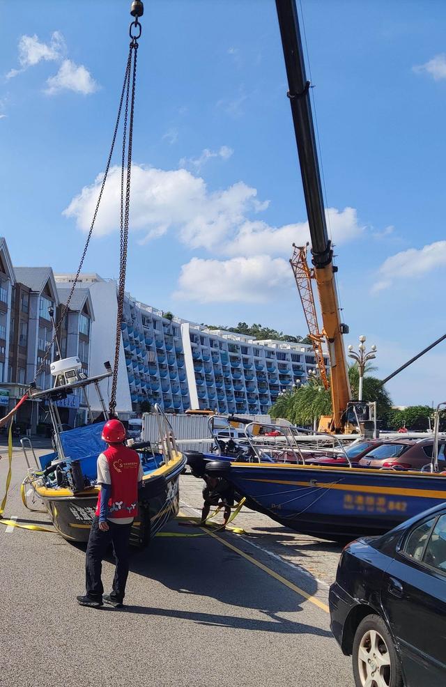 渔船回港，沙滩关闭，应急避难场所开放！深圳大鹏新区全方位预防……