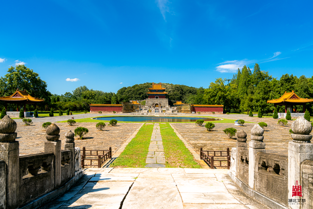 去荆门，撞进秋天怀里！
