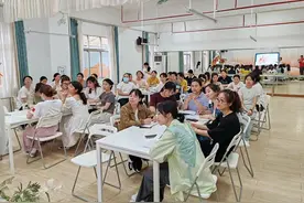 心理关爱直通车开进幼儿园！大浪街道赖屋山社区为教职工送去减压“法宝”图片