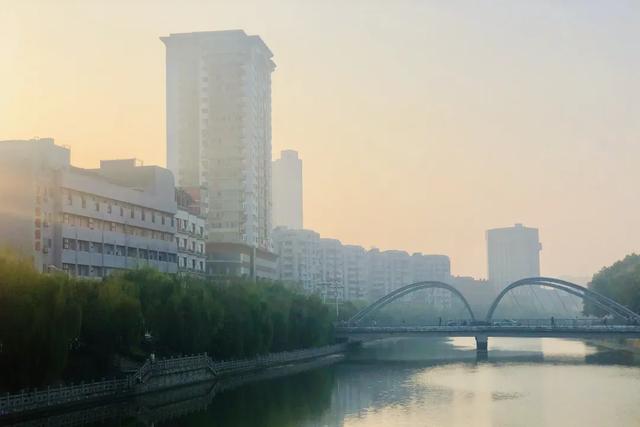 最豪迈的江苏城市,在这