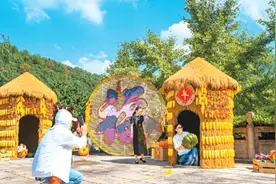 丰收时节游乡村图片