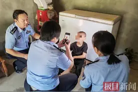 民警上门办理，11岁的居民小君凡有证了！图片
