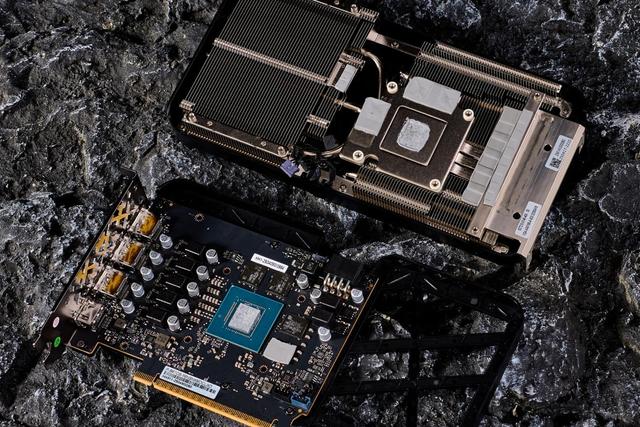 耕升GeForce RTX 5060暴风OC 8G显卡评测：中端市场的强力竞争者