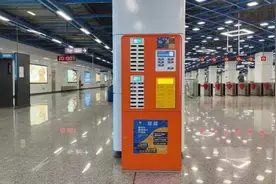 深圳地铁引入共享充电服务，覆盖多个地铁站点图片