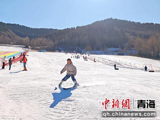 大通县东峡镇冰雪旅游季活动启幕