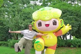 【世界看亚运】长在宁波学在杭州的伊朗女孩：“作为东道主的一员，迎接亚运我们准备好了！”图片