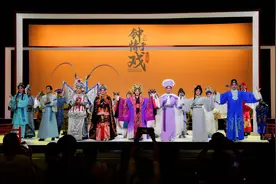 “连手指都懂演戏”的粤剧花旦：陈韵红钟情于戏，更重传承图片