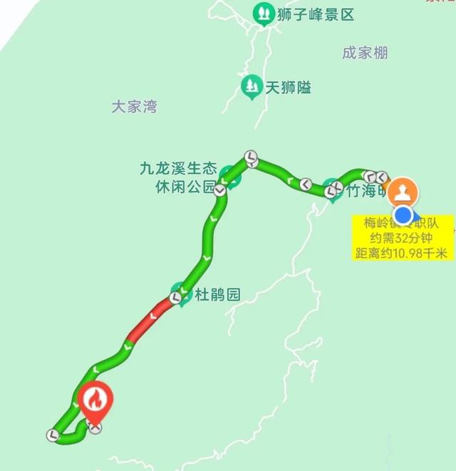 事发梅岭！女子登山中暑，消防员奋力抢救！
