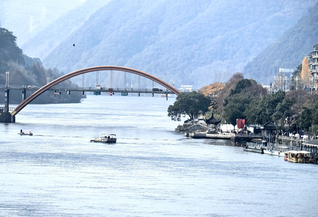 第一批回家过年的已就位！今年春节，我们建德见