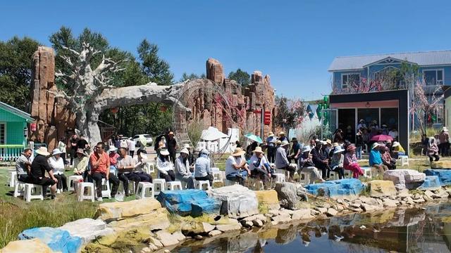湟中区 盘道花田惠民演出让文旅融合再添新彩