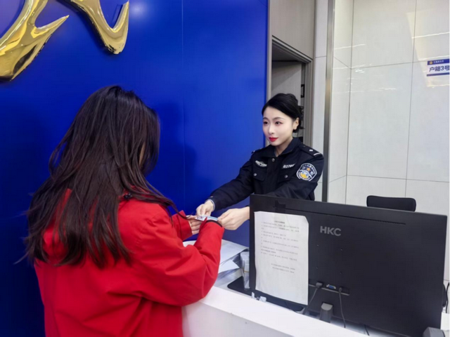 冰城公安：全心护游 筑牢景区安全屏障