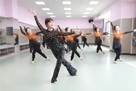 黄陂区职业技术学校：为学生多元成才搭建“立交桥”图片