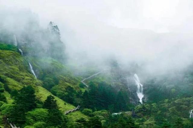 超130场活动 迎220万游客……2025华侨城旅游狂欢节里的云南答卷