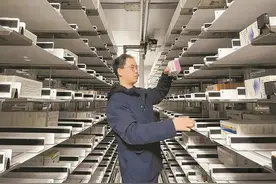 唐山：药房里来了机器人“调配药师 ”图片