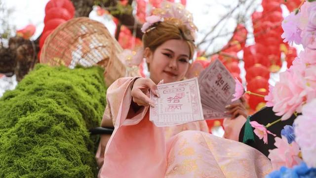 沂蒙山这场“仙侠大戏”升级了：仙君巡游、春鼓纳福，入山即入戏