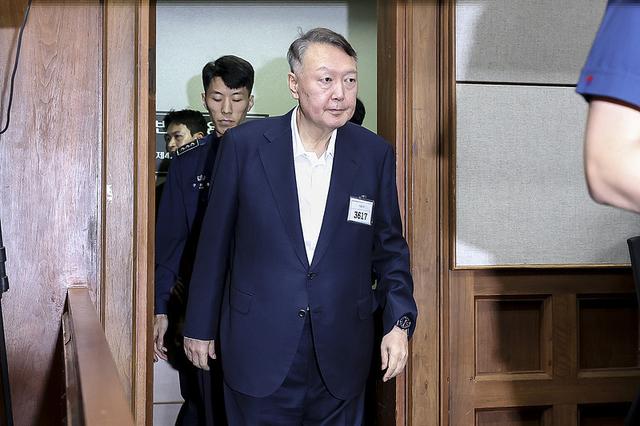 韩国法院驳回尹锡悦保释申请