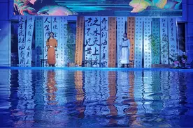 合肥海洋世界晚场开放 游客可赏诗词舞台剧图片