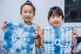 体验扎染技艺 感受非遗魅力图片