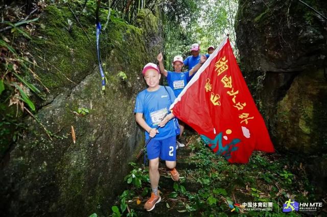 徒步大会与星空音乐会点亮湘西洛塔，八百行者“向野而行”