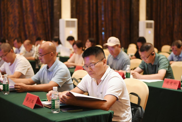 宁德市科协二届五次全委会胜利召开