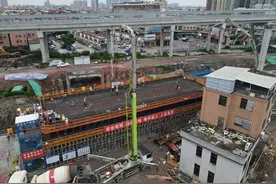 广湛高铁1标新进展！珠江四线特大桥完成首片现浇梁浇筑图片